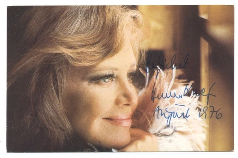 German Actress HILDEGARD KNEF Hand Signed Photo Card from 1976 Cover