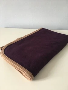 VIRGIN ATLANTIC PREMIUM PURPLE FLEECE FLIGHT BLANKET - Picture 1 of 7