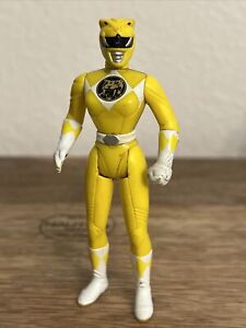 MIGHT MORPHIN POWER RANGERS YELLOW RANGER 4” ACTION FIGURE VNTG (1995) TOY 