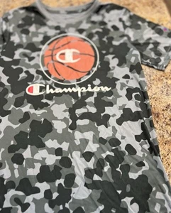 *Boy’s Champion T-Shirt Size 18/20 - Picture 1 of 2