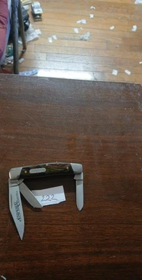 cuchillo plegable Foto 1 de 2