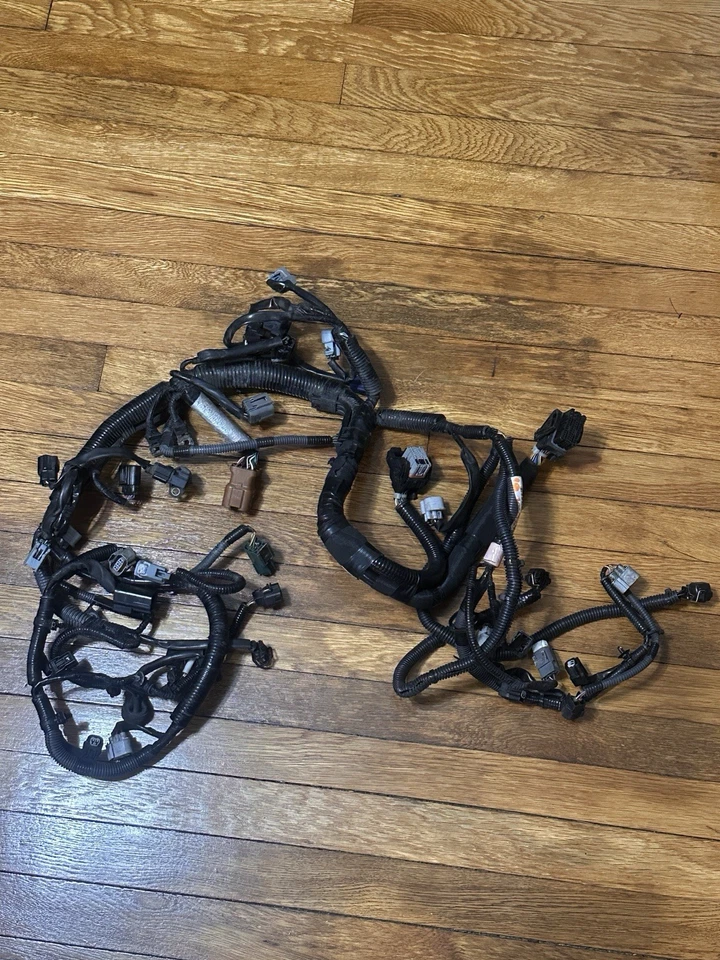 Arnés de cableado del motor Subaru WRX 2018 FA20DIT 24020AG430 Foto 1 de 1