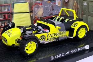 Kyosho 1/18 - 7022Y Caterham Super Seven JPE Yellow - Diecast Model Car - Picture 1 of 9