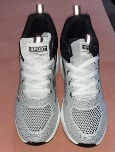 Damen Mesh Atmungsaktive Laufschuhe NEU gr.41 - Bild 1 von 8