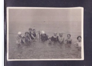 Fotografia Foto Bagnanti al Mare in Costume d'Epoca KK1843 - Picture 1 of 1