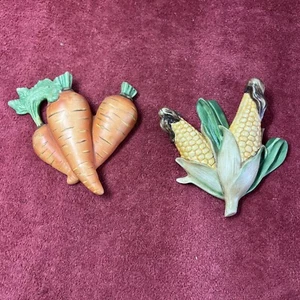 Vintage Vegetable Wall Plaques Lefton Ceramic Carrot And Corn - Picture 1 of 10
