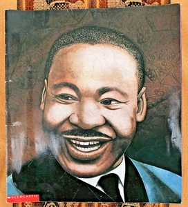 Martin's Big Words: The Life of Dr. Martin Luther King, Jr. por Doreen Rappaport - Imagen 1 de 10