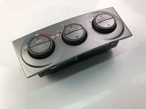 E3046 SUBARU FORESTER 2003 Climate Control Unit 72311SA011 - Picture 1 of 4