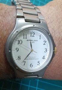 VINTAGE 90s SEIKO ALBA EPSILON V721-7A00 TITANIUM WATCH QUARTZ JAPAN 10BAR WR - Picture 1 of 10