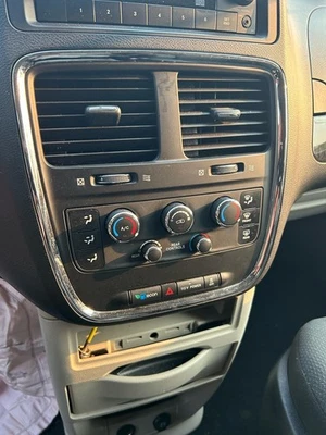 Heater A/c Control DODGE CARAVAN 11 - 20 OEM AC front dash mounted - Image 1 of 4