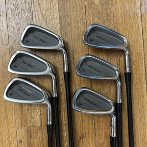 Dunlop Fuzzy Zoeller FZ-300 Oversized Irons 4 - 9, R Flex Graphite RH - Picture 1 of 9