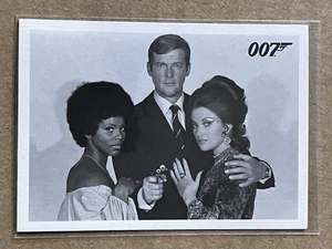 2014 Rittenhouse James Bond 007 Archives Live and Let Die Throwback Card #001 - Bild 1 von 2