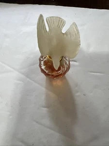 Botella de perfume miniatura vintage llena tapón paloma blanco 90% lleno - Imagen 1 de 4