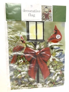 Bandera Decorativa Pájaros de Temporada Jardín Bandera 12x18 Nuevo en Paquete Cardenales Masculinos y Femeninos - Imagen 1 de 4