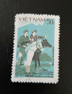 Viet Nam - Ngay Truyen Thong - personne - chevaux - O