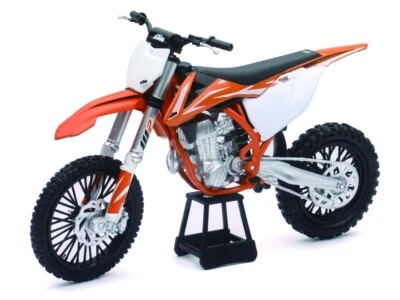 New Ray Orange KTM 450 SX-F Bike 1:10 Die Cast Replicas w/ plastic 57943 - Image 1 of 2