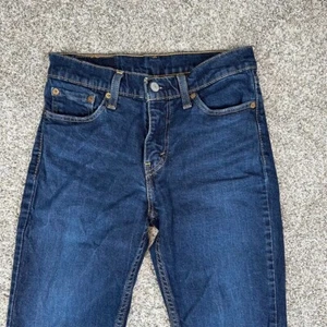Levi's Jeans Donna 29x30 (28x29) Blu 511 Dritto Regular Originale Denim Scuro - Foto 1 di 9