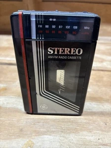 Reproductor de casete radio AM FM estéreo GE de colección modelo No. 3-5472B - FUNCIONA MUY BIEN - Imagen 1 de 10