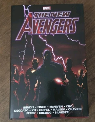 New Avengers Omnibus Volume 1 HC Bendis Finch Cover Marvel HTF OOP - Image 1 of 4