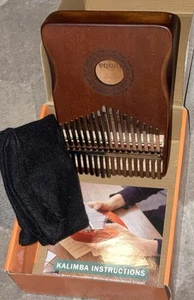 Genround Kalimba 17 teclas caoba maciza pulgar piano y bolsa de almacenamiento ligeramente usado - Imagen 1 de 7