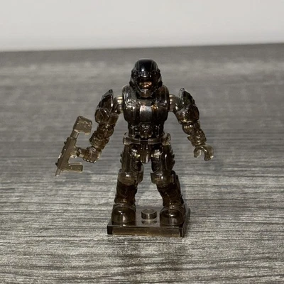 Figura gomosa translúcida marrón humo camuflaje activo serie Mega Halo Alpha ODST Foto 1 de 4