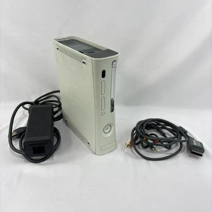 Microsoft Xbox 360 Fat Version Console COSÌ COM'È per parti di ricambio (anello rosso) (LEGGI) - Foto 1 di 7