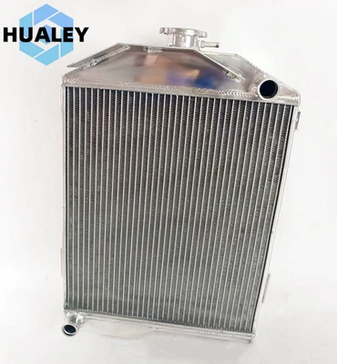 Radiador de aluminio de 3 filas para 1959-1967 Austin Healey 3000 / 1956-1959 100-6 Foto 1 de 4