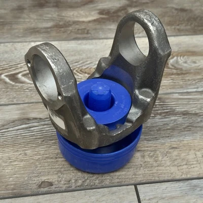 International Navistar Dana Spicer Full Round End Yoke 5-4-5981 Foto 1 de 4