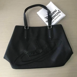 Borsa a tracolla Vivienne Westwood nuova con etichetta nera logo sfera in rilievo grande - Foto 1 di 10