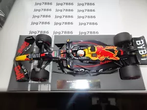 F1 Minichamps Max Verstappen Red Bull RB18 italiano 2022 vincitore braccio rialzato 1/18 - Foto 1 di 17