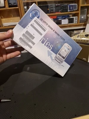 LG KE970 Shine Mobile Phone  Slider Metal Silver - Fully Working - Immagine 1 di 4