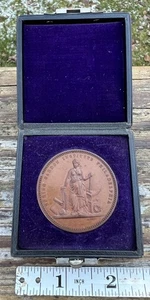 Antique 1903 Bronze Medal Coin Spring Garden Institute Graduate Pennsylvania - Picture 1 of 9