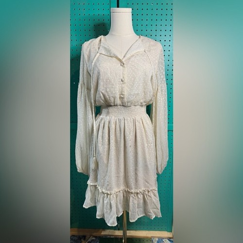 LULUS Elegante abito panna di Lulu con disegno testurizzato. Nuovo con etichetta. Taglia Media