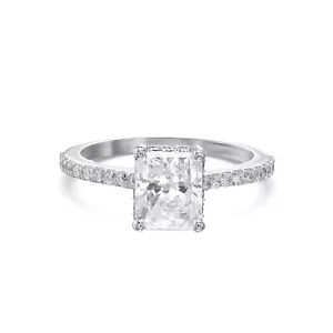 Anello di Fidanzamento Diamante Certificato IGI VVS2 E Radiante 2,00 Ct Speciale Creato in Laboratorio - Foto 1 di 6