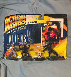ALIENS Action Masters Die-Cast Metal Collectibles 4 Pack Figures & Cards  1994