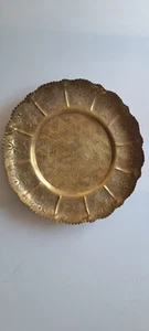 Old Wall Plate golden Metal. Middle East Assiette Mural Métal Doré Orientaliste - Imagen 1 de 11