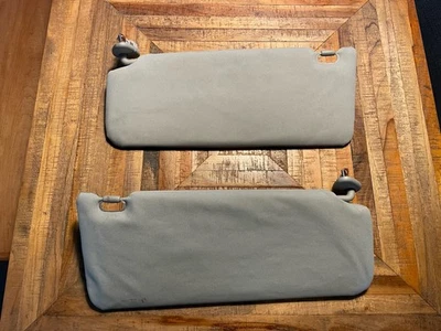 2007 - 2012年讴歌 RDX 遮阳板套装一对灰色左右发球杆/乘客原始设备制造商 — 第 1/3 张图片