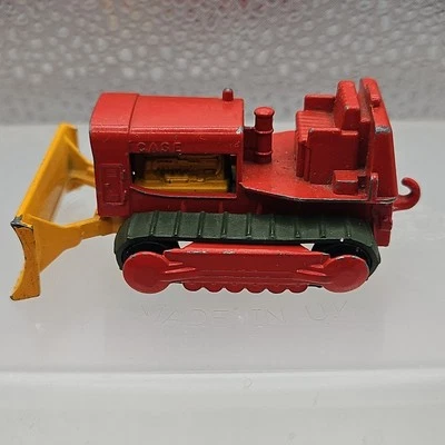 Matchbox Series Lesney No. 16 Case Tractor Red diecast  - Image 1 of 4