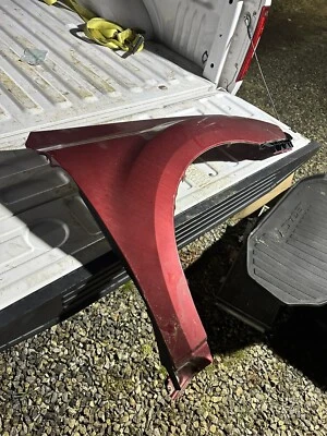 Subaru Legacy Sedan Fender passageiro direito fabricante de equipamento original 2010-2014 - Imagem 1 de 2