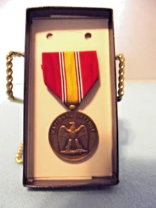 National Defense Military Medal - Picture 1 of 3