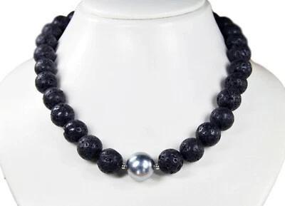 Schöne Kette aus Edelsteinen Lava mit Muschelkernperlen in Silberfarbe - Bild 1 von 2