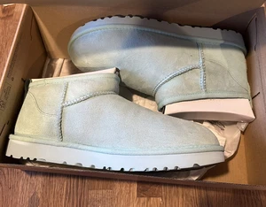 UGG CLASSIC ULTRA MINI Boots Sky Blue New Size 10 Women’s Ankle - Picture 1 of 6