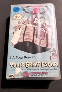 Yogi Bear Yogi's Great Escape VHS Tape Worldvision Hanna Barbera - Picture 1 of 5