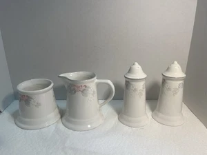 Pfaltzgraff Wyndham Stoneware Lot Salt Pepper Suger And Creamer Very Nice 1757 - Picture 1 of 8