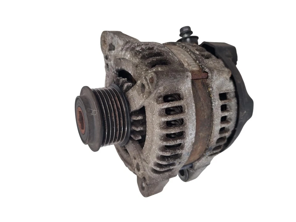 HYUNDAI SANTA FE Alternator 2.2 Diesel 2012-2018 MK3 D4HB 373002F200 - Image 1 of 4