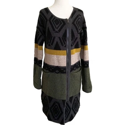 Abrigo Suéter One Grey Day Cremallera Multicolor Bloques Cuello Redondo LS M Dark Academia Foto 1 de 4