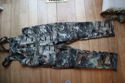 Mono con tirantes Camuflaje UNDER ARMOUR Suelto Forrado Tormenta Mediano Foto 1 de 4