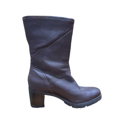 Botas de tacón apilado UGG Australia Jessia Lug Sole 1013902 Stout Foto 1 de 4