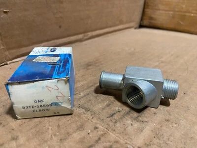 Ford D3TZ-18599-A Codo en forma de Y -- 1975-1976 F100 F150 F250 -- Nuevo de Lote Antiguo OEM Foto 1 de 4