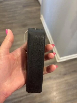 Protector de parachoques delantero izquierdo Cadillac Cimarron 1985-1988 PN#1627902 Foto 1 de 4